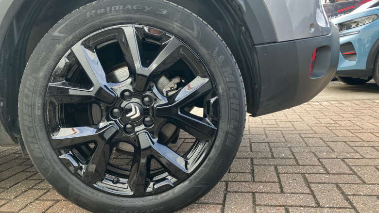 Citroen C5 Aircross 1.2 Hybrid 136 E-series 5dr e-DCS6 Petrol Hatchback